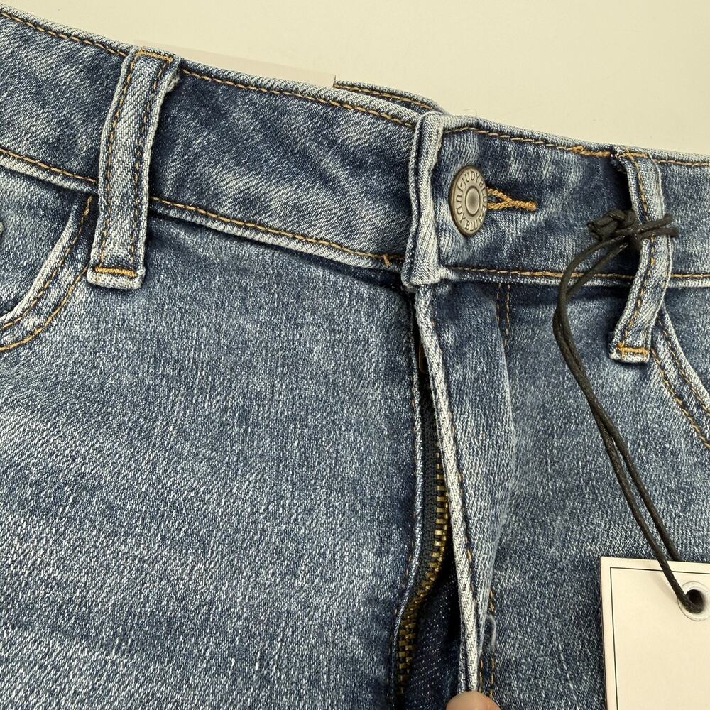 Judy Blue JB150122 Patched Side Slit Cutoff Jean Shorts Womens Size Large - Picture 5 of 8